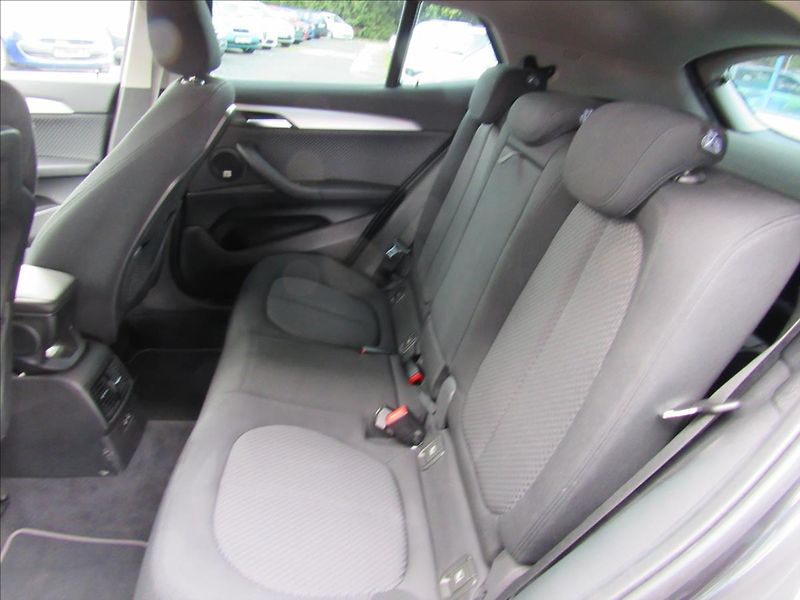 BMW X2 1,5 T sDrive 18I 103kW - fotka 10 z 33