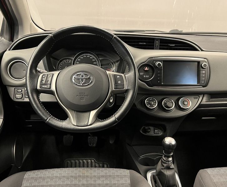 Toyota Yaris VVT-i Active - fotka 5 z 15