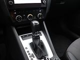 Škoda Octavia 1.6 TDI 85kW DSG Navi Tažné - náhled 19
