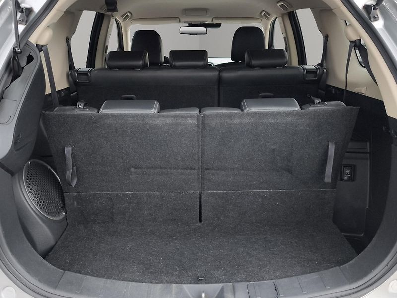 Mitsubishi Outlander (2019) INSTYLE+ 2.0 MIVEC 110kW, A/T, - fotka 28 z 29