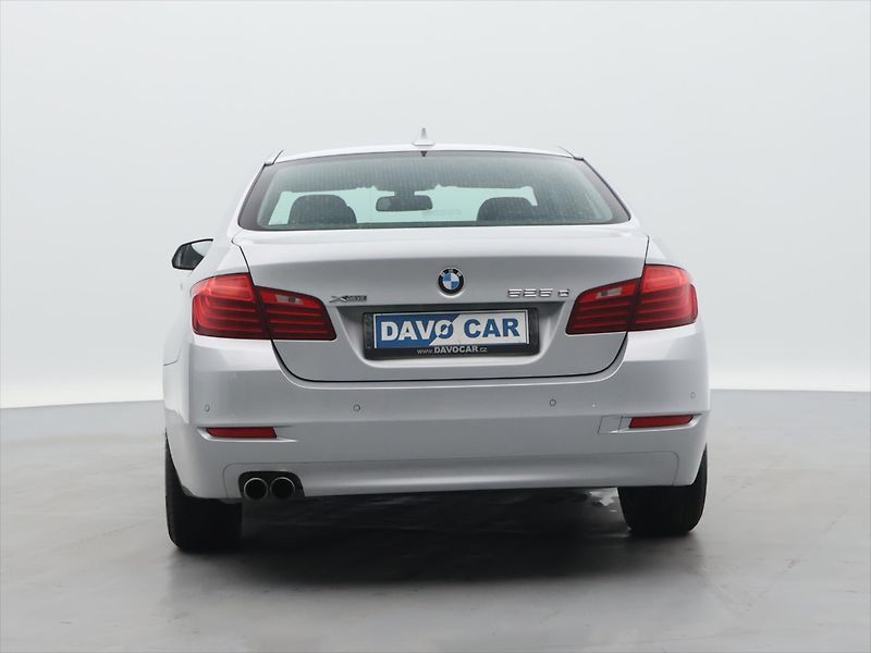 BMW Řada 5 2,0 d 160kW xDrive Aut. CZ - fotka 6 z 38