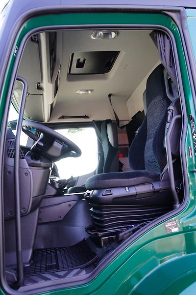 Mercedes-Benz (2018) ANTOS / 1833 / ACC / E 6 / FIR - fotka 7 z 44