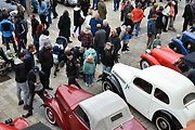 Tradiční sraz autoveteránistů na náměstí T. G. Masaryka v Prostějově. 18. května 2025