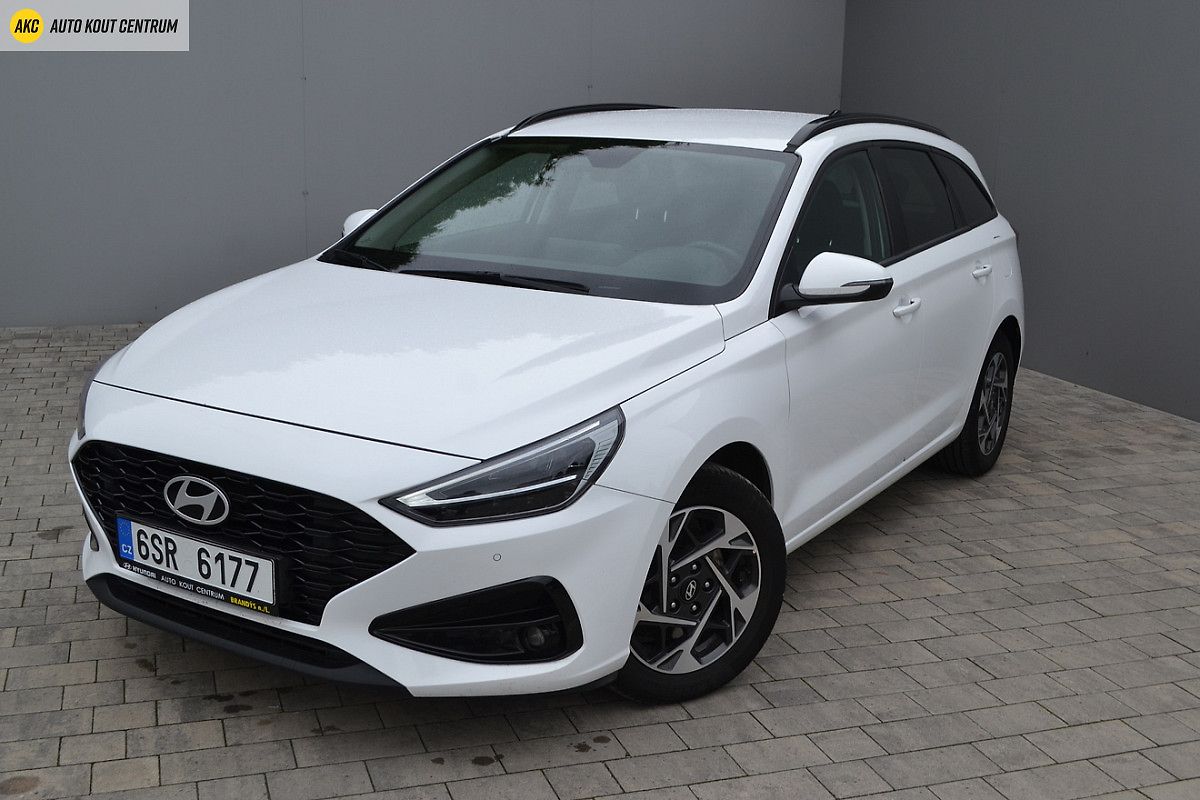 Hyundai i30 WG 1,5I MT FAMILY NAVI
