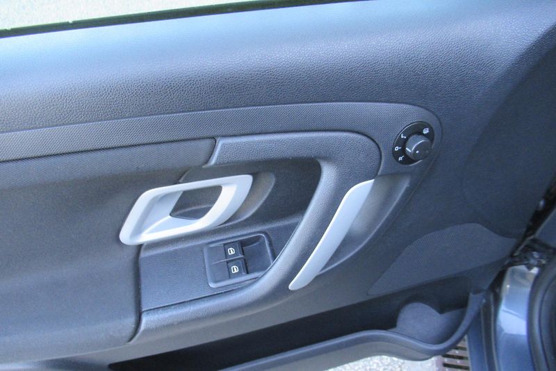 Škoda Fabia 1.2 HTP KLIMA  - fotka 17 z 19
