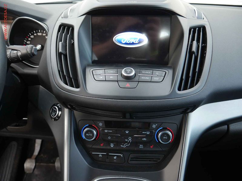 Ford Kuga (2019) 1.5 EcoBoost, Navi, TZ - fotka 11 z 19