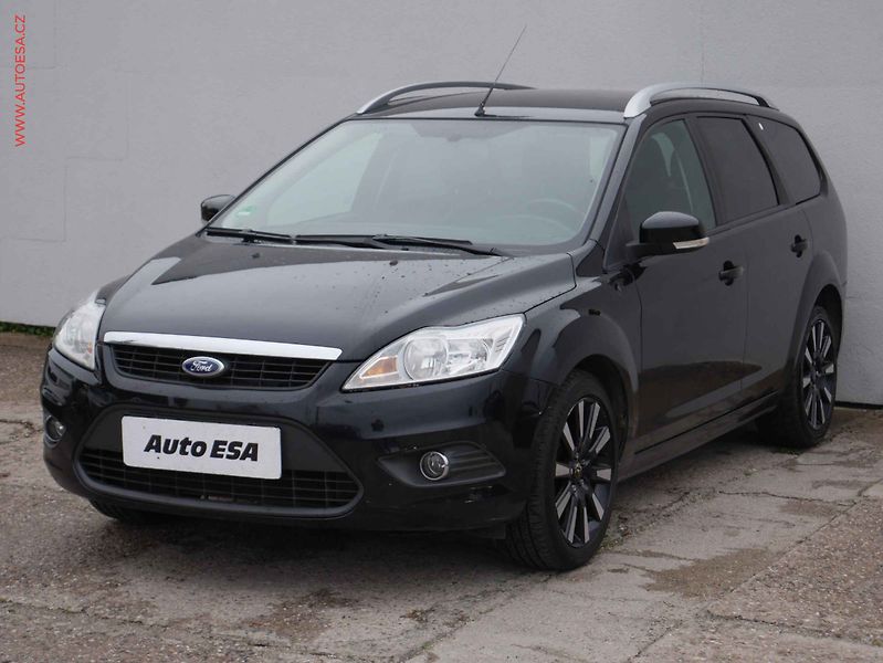 Ford Focus (2009) 1.6i, AC - fotka 3 z 17