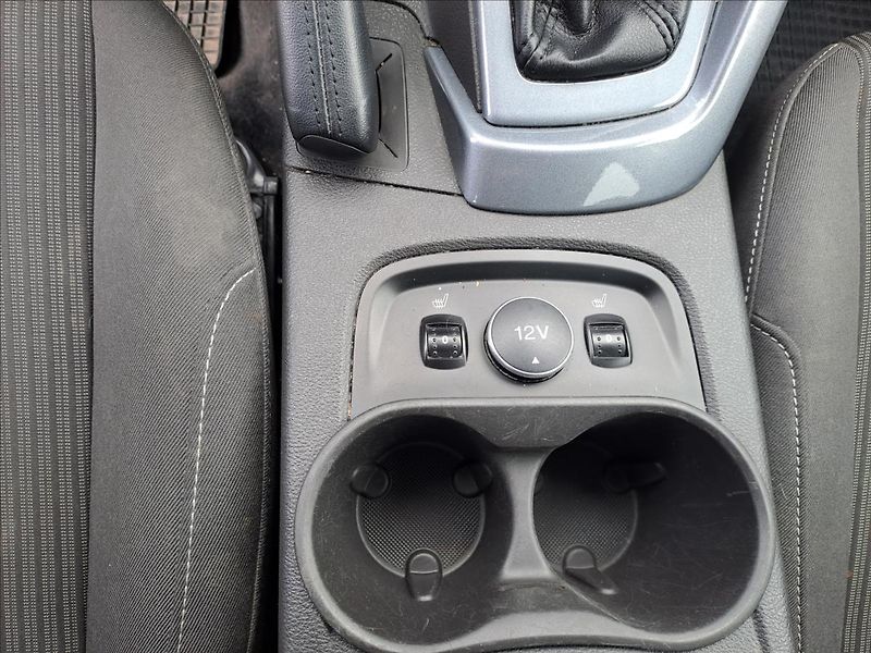 Ford Focus 1,6 ECOBOOST - fotka 15 z 16