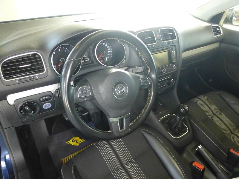 Volkswagen Golf (2012) 1,4TSI*ALU*NAVI*VYHŘ.S.*KUŽE - fotka 12 z 26