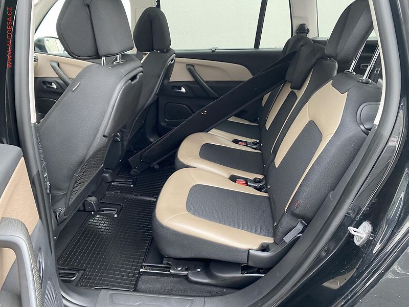 Citroën Grand C4 Picasso (2015) 2.0HDI, ČR, Intensive, AT - fotka 10 z 18