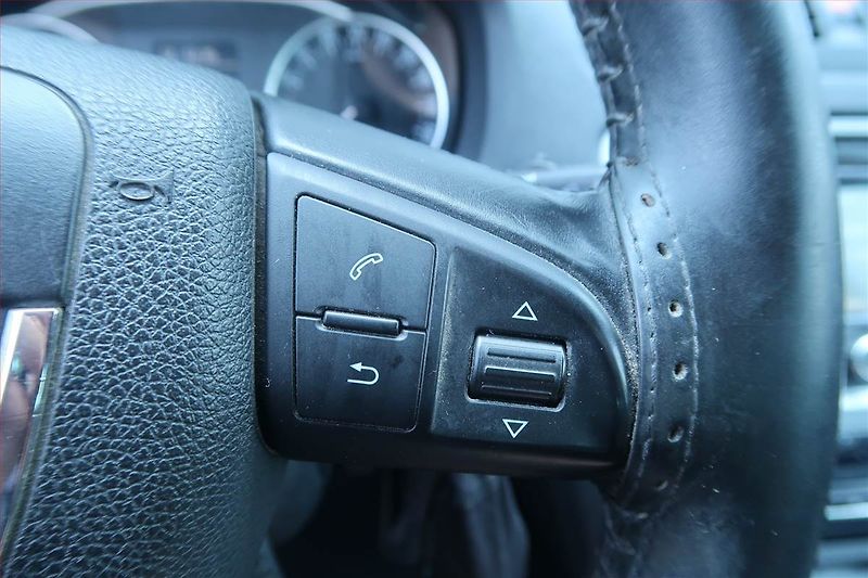 Škoda Octavia (2012) 2.0 TDI, Serv.kniha, Navi - fotka 17 z 19