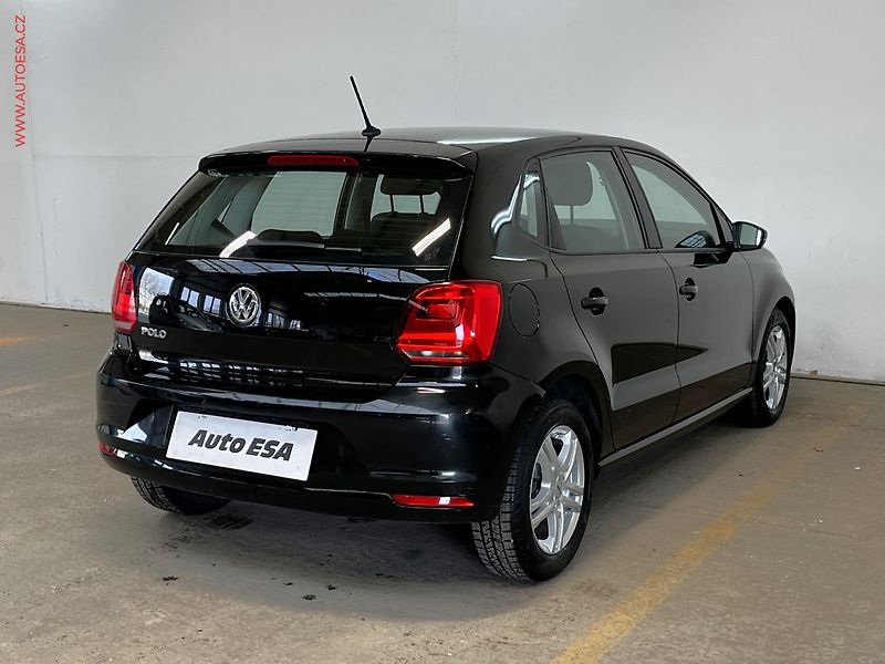 Volkswagen Polo (2017) 1.0i, 1.maj, AC - fotka 4 z 13