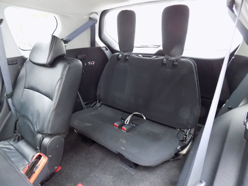 Mitsubishi Outlander (2012) 2.2DI-D/AWD/1.Maj.ČR/7.míst/ - fotka 13 z 45