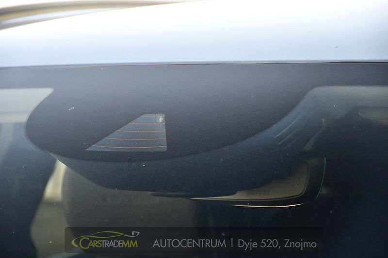 Volvo XC60 B4 INSCRIPTION AWD - fotka 49 z 53