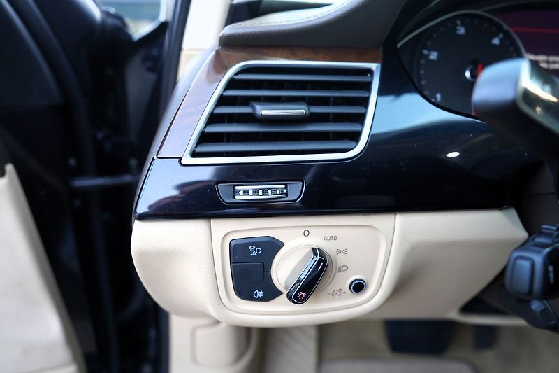 Audi A8 3.0 TDI Quattro/Tiptr./Matrix - fotka 47 z 48