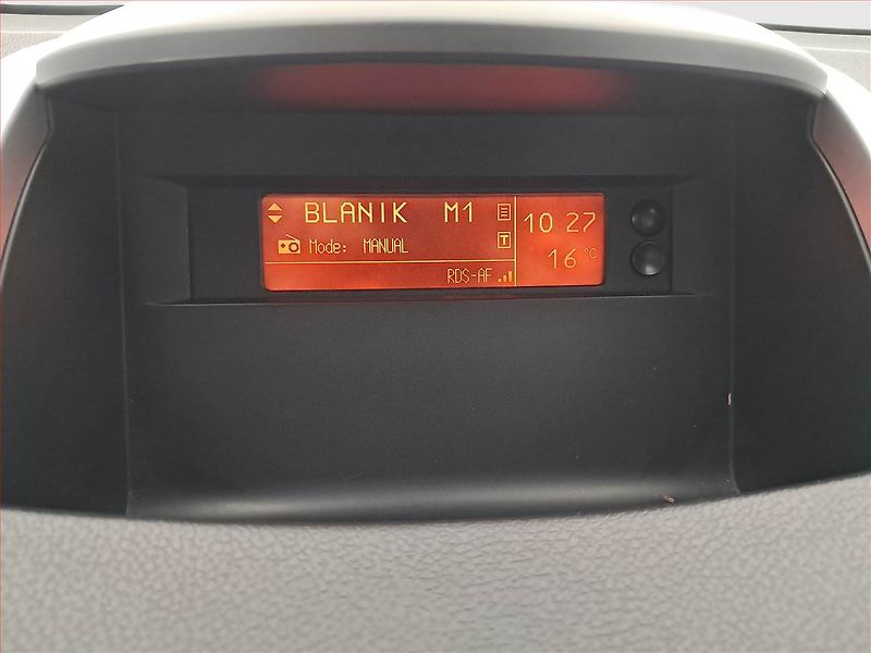 Renault Koleos (2009) 2.0 dCi, 4X4, Automat, Xenony - fotka 13 z 18