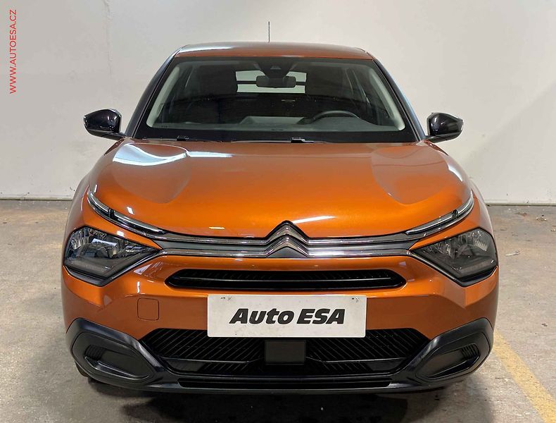 Citroën C4 (2021) 1.2PT, 1.maj,ČR, servis - fotka 2 z 14