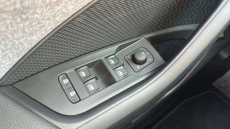 Škoda Octavia Combi Top Selection 1,5TSI 110 - fotka 19 z 30