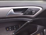 Volkswagen Golf 1,2 TSi 63KW - náhled 16