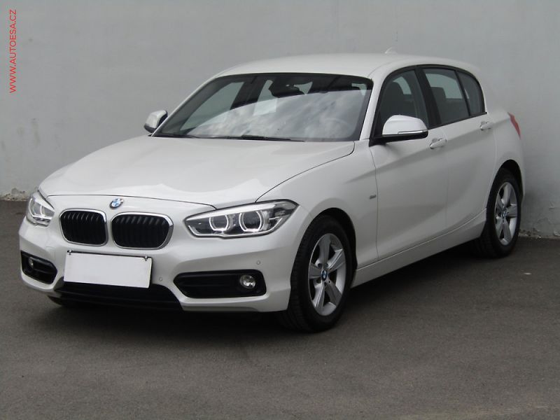 BMW Řada 1 (2018) 1.5, Advantage - fotka 3 z 3