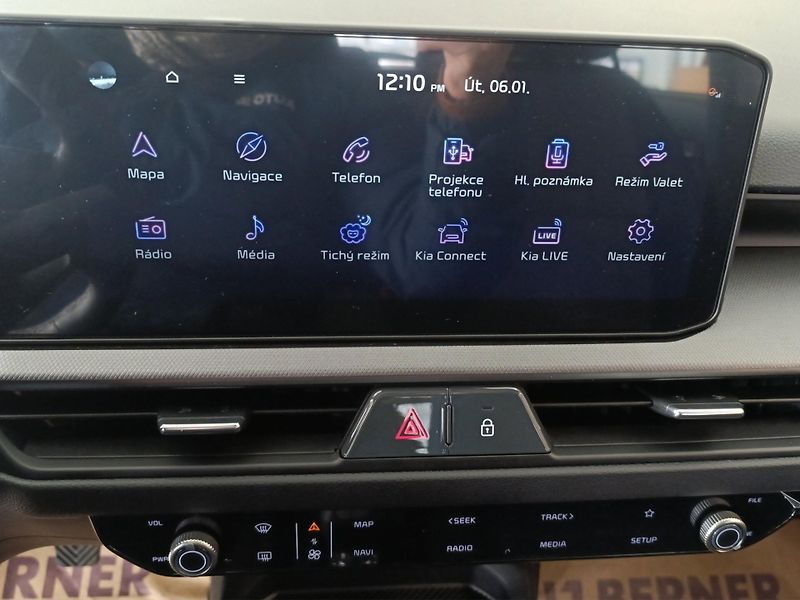 Kia Stonic (2026) SE 1,0 T-GDi GPF SPIN - fotka 12 z 14