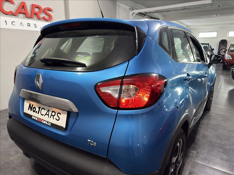 Renault Captur 0,9   TCe KAMERA VÝHŘEV ALU - fotka 21 z 23