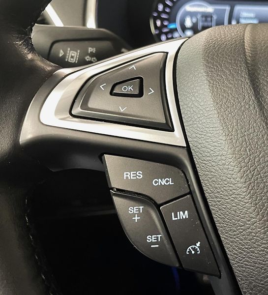Ford S-MAX Titanium 2,0Ecoblue 110kW - fotka 15 z 30