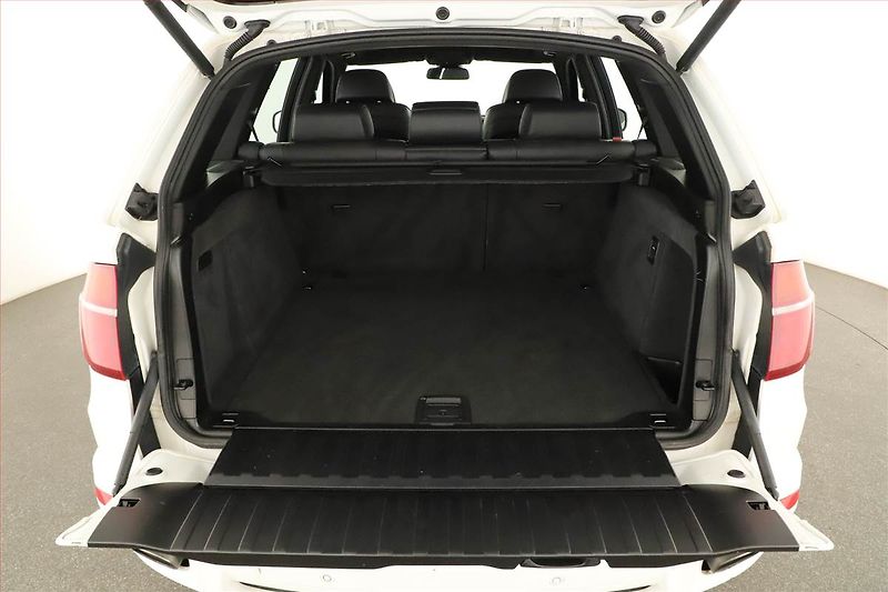 BMW X5 (2013) xDrive30d, 4X4, Automat, Kůže - fotka 11 z 21