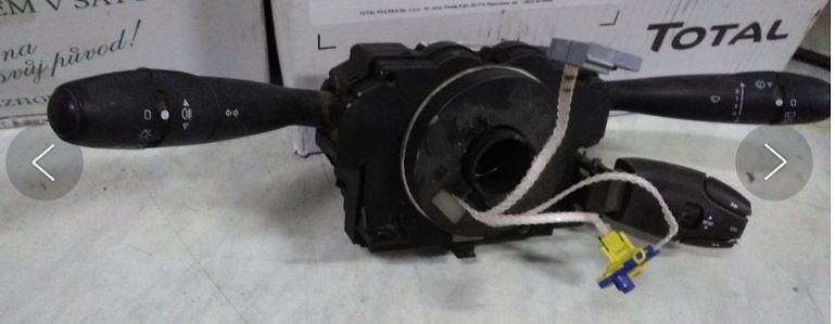 Peugeot Ostatní přepínací páčky - fotka 1 z 1