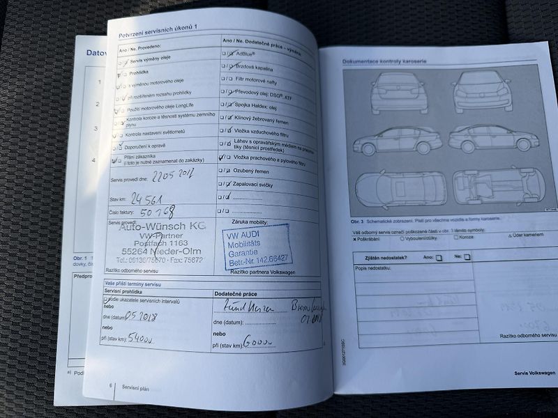 Volkswagen Golf Sportsvan 1.2 TSI KLIMA SERVISKA 2X KOLA - fotka 32 z 44