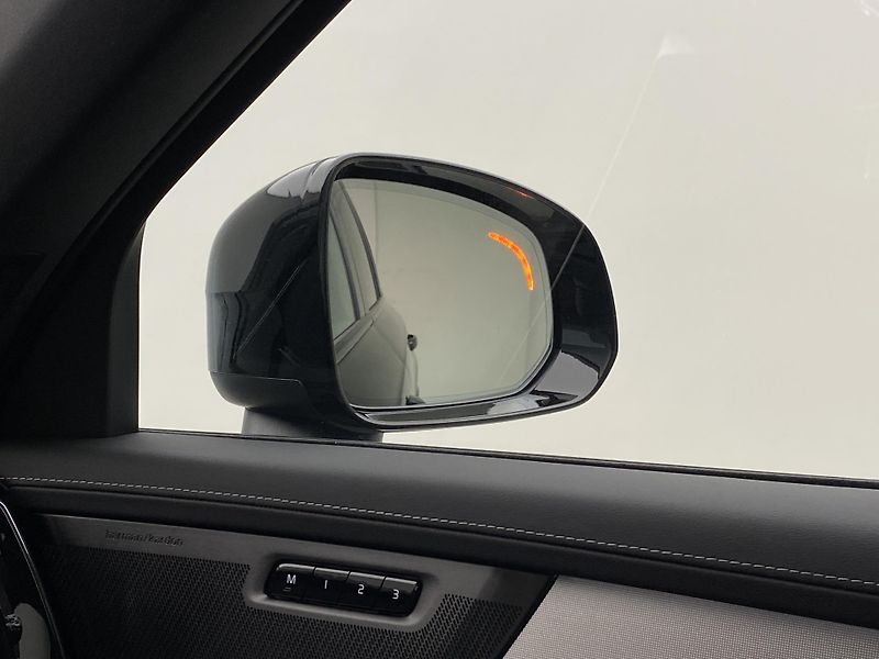 Volvo XC90 (2026) T8 AWD BLACK EDITION PLUS 7m - fotka 34 z 72