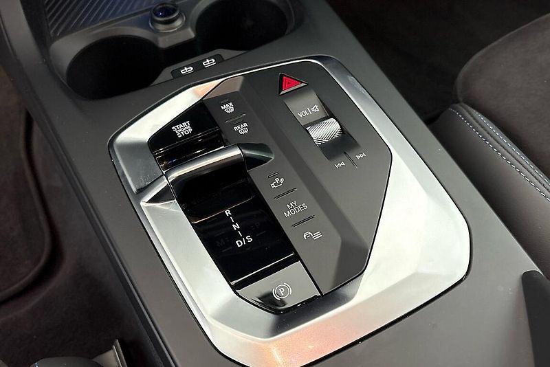 BMW Řada 2 220 Gran Coupe - fotka 21 z 23