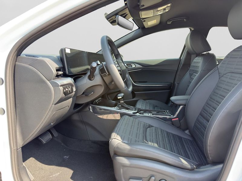Kia XCeed (2026) CD 1,6 T-GDi GPF 7DCT TOP 110 - fotka 9 z 13