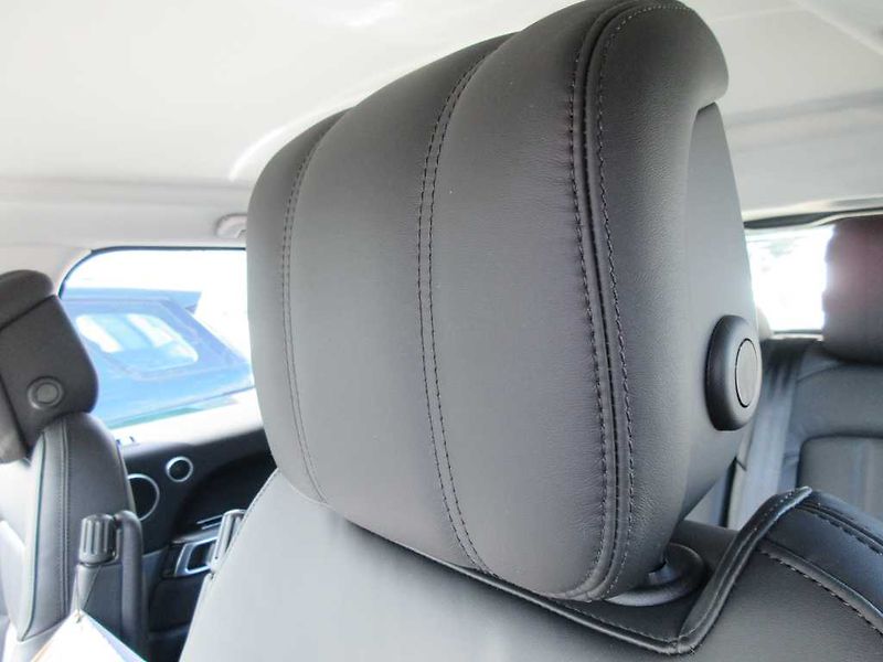 Land Rover Range Rover Sport 3,0 SDV6 HSE D250 4x4 aut. - fotka 13 z 46