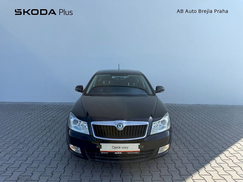 Škoda Octavia (2012) LIM CR Elega 103/2.0 6AG - fotka 4 z 24