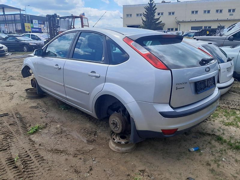 Ford Focus II 1.6 85Kw NÁHRADNÍ DÍLY - fotka 4 z 8