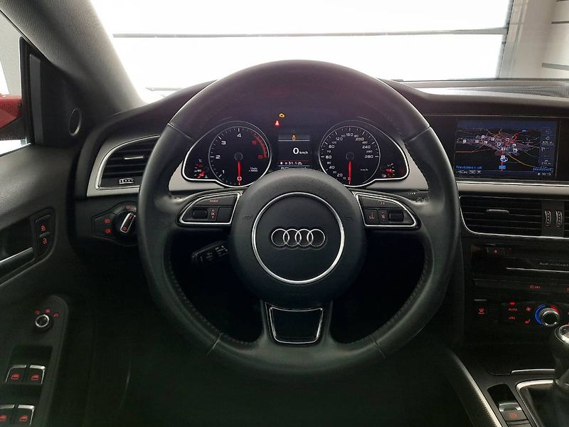 Audi A5 (2012) 2.0 TDI quattro (130kW/177k) - fotka 14 z 26
