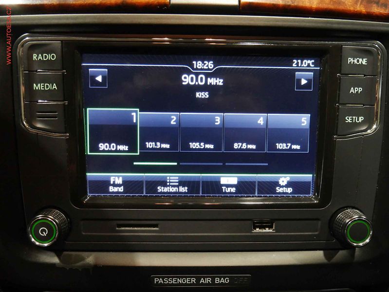 Škoda Superb (2009) 2.0 TDi 4x4, ČR, Bixenon - fotka 12 z 20