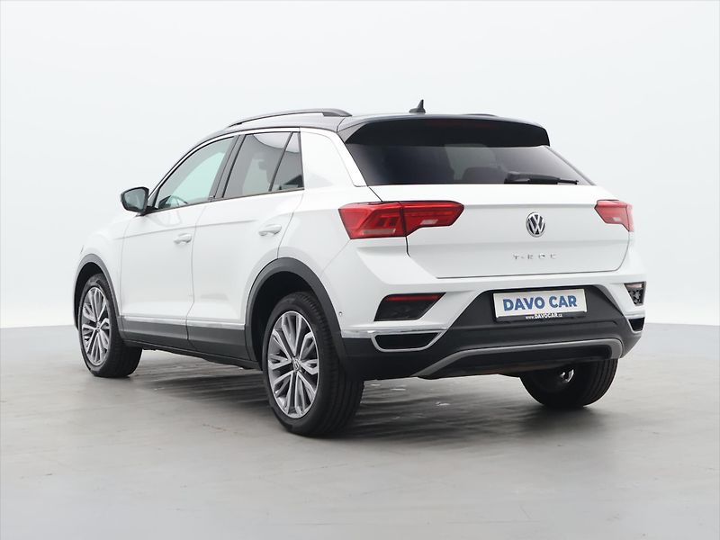 Volkswagen T-Roc 1,0 TSI Style Virtual 1.Maj. - fotka 5 z 30