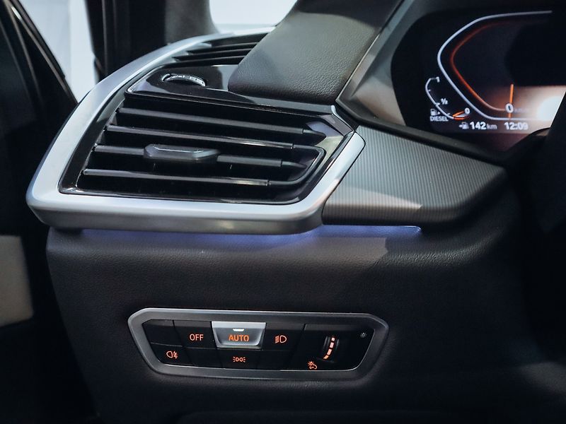 BMW X5 30d xDrive, M-Paket - fotka 10 z 20