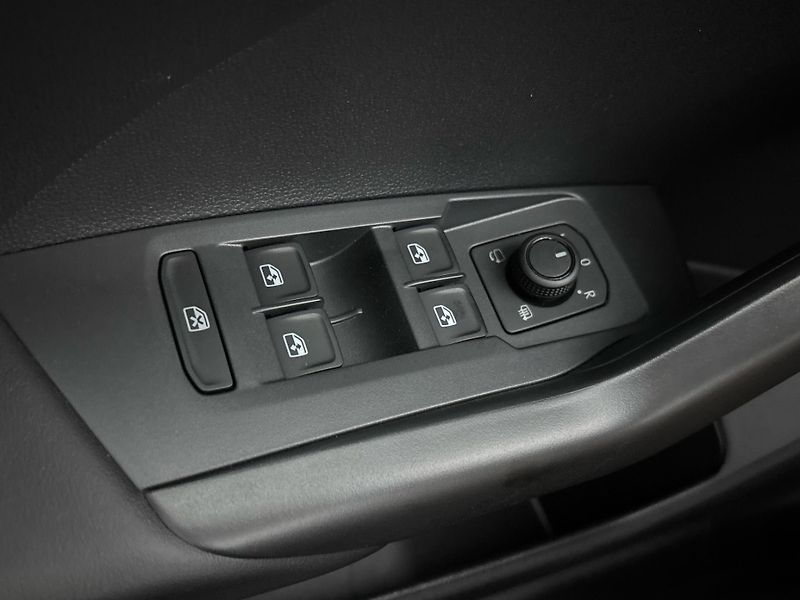 Volkswagen T-Cross (2025) SUV - fotka 21 z 26