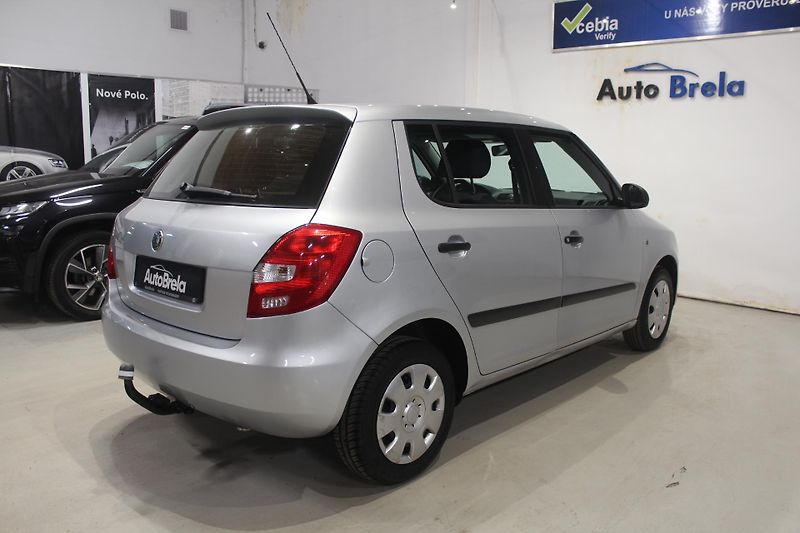 Škoda Fabia (2008) 1.2 44kW Klimatizace - fotka 12 z 29