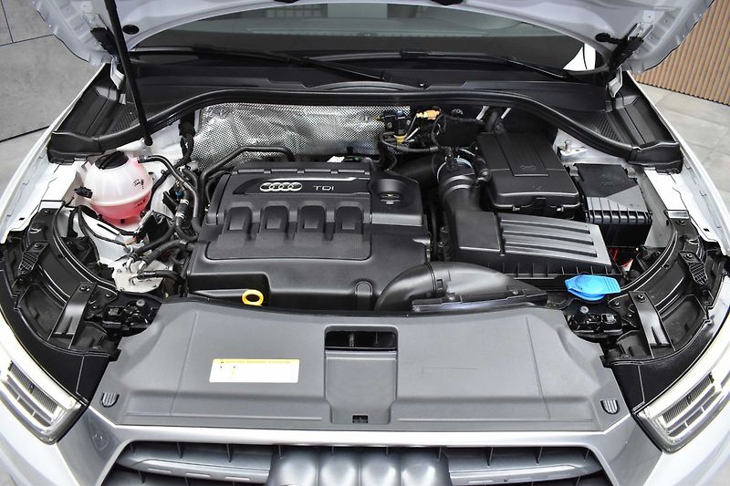 Audi Q3 2.0TDI 110kW QUATTRO*2xKOLA*ČR - fotka 37 z 43