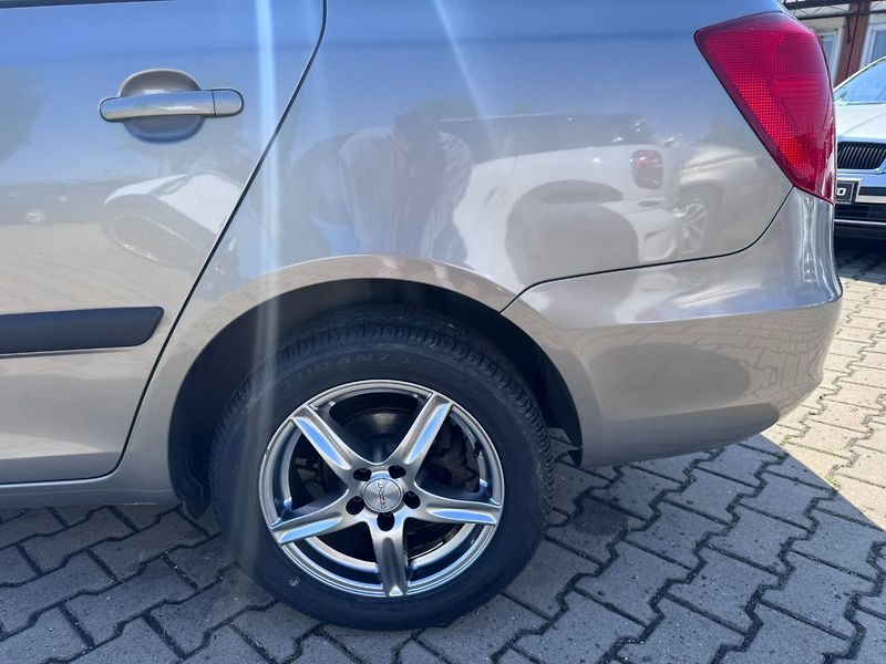 Škoda Fabia (2010) 1,2 TSI 63 KW STK - fotka 14 z 50