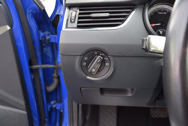 Škoda Octavia (2020) 2.0TDI 110kw DSG STYLE PAN TAŽ - fotka 31 z 44