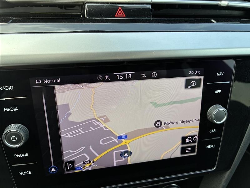 Volkswagen Arteon 2,0 R-LINE,TAŽNÉ,KAMERA 360 - fotka 16 z 27