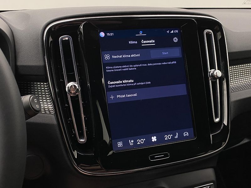 Volvo XC40 PURE ELECTRIC RECHARGE PLUS - fotka 36 z 51