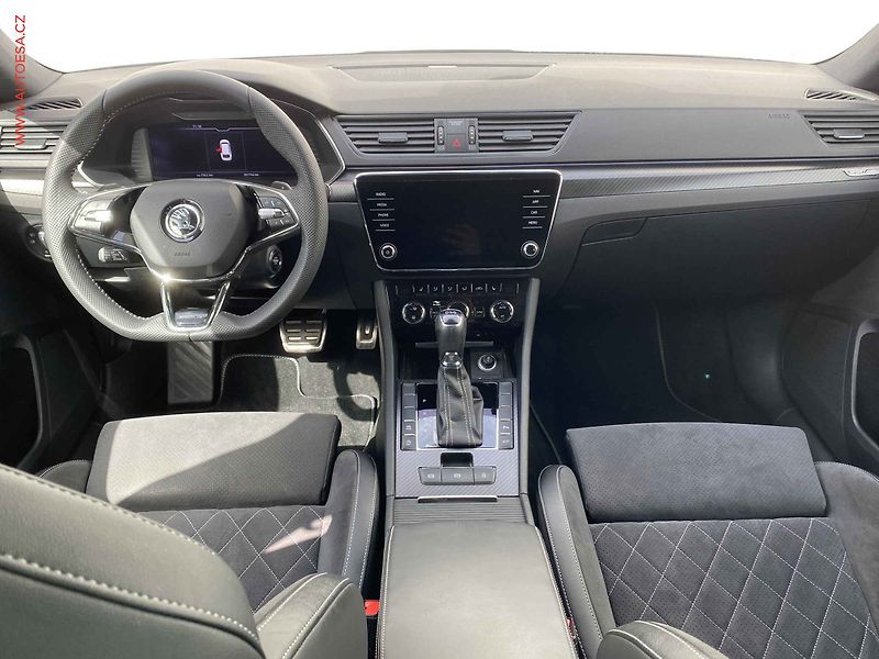 Škoda Superb (2021) 2.0 TDi, SportLine, DSG, LED - fotka 8 z 20