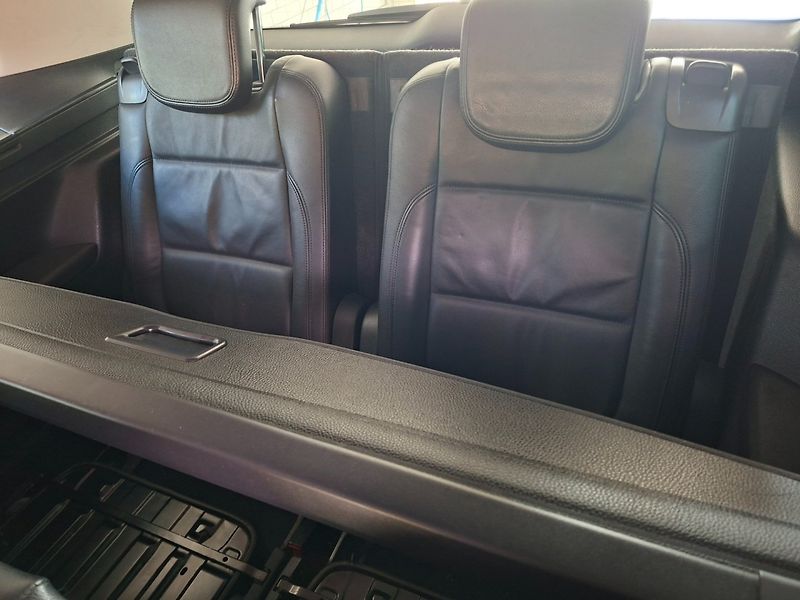 Volkswagen Sharan (2012) 2.0TDI 103kW 6MAN -7.MÍST - fotka 25 z 48