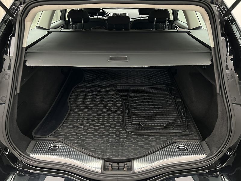 Ford Mondeo 2.0 TDCI TREND - fotka 5 z 39